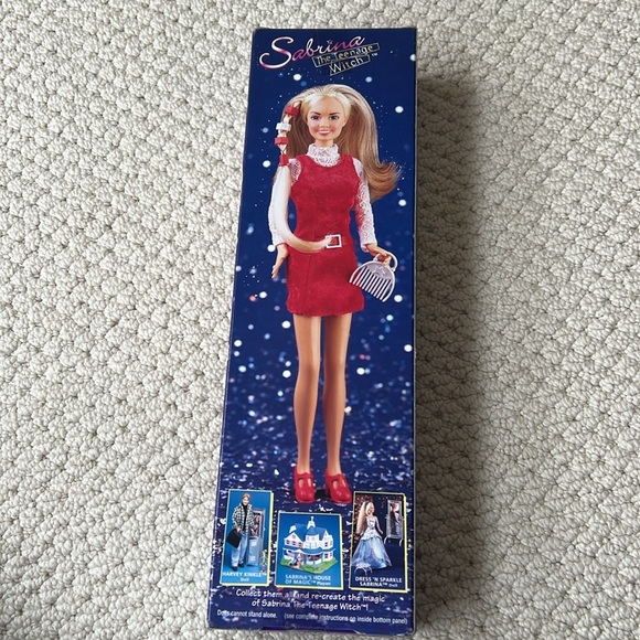 NIB Sabrina the Teenage Witch “Surprise Style Sabrina” doll 1997 - Picture 4 of 9